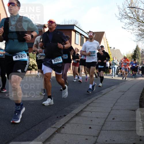 12.04.2026 - 45. Internationalen Wilhelmsburger Insellauf Yannick Fuchs http://msf.ph/oto/9476102 12.04.2026 09:02:47 Laufen 56, 4520, 5537, 326, 518, 3202, 2102, 4280 meine-sportfotos.de