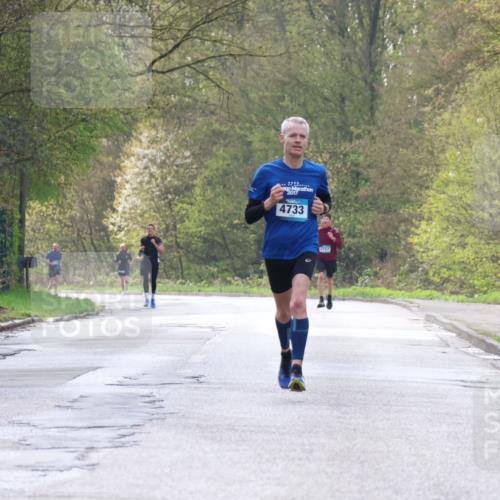 12.04.2026 - 45. Internationalen Wilhelmsburger Insellauf Yannick Fuchs http://msf.ph/oto/9476138 12.04.2026 10:10:05 Laufen 5456, 2017, 4733, 2757 meine-sportfotos.de