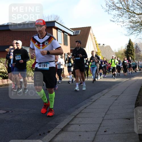 12.04.2026 - 45. Internationalen Wilhelmsburger Insellauf Yannick Fuchs http://msf.ph/oto/9476204 12.04.2026 09:02:57 Laufen 2146, 2310, 4191, 5842, 2527 meine-sportfotos.de