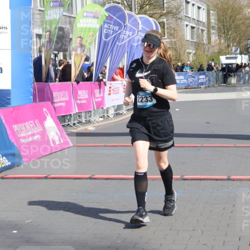 12.04.2026 - 45. Internationalen Wilhelmsburger Insellauf Strokosch-Dieckow http://msf.ph/oto/9476232 12.04.2026 11:33:49 Ziel 2233 meine-sportfotos.de