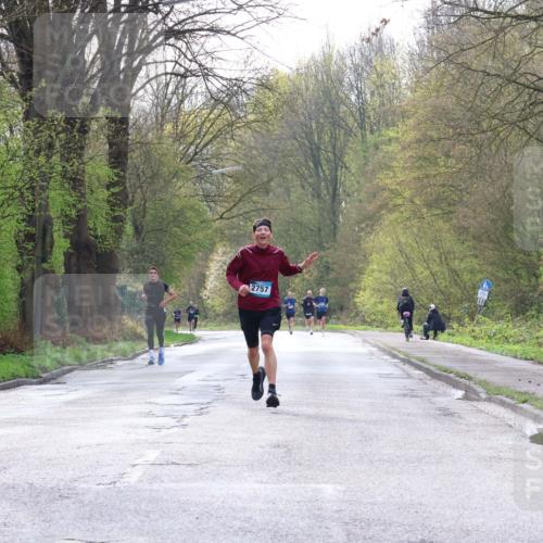 12.04.2026 - 45. Internationalen Wilhelmsburger Insellauf Yannick Fuchs http://msf.ph/oto/9476278 12.04.2026 10:10:22 Laufen 2757 meine-sportfotos.de