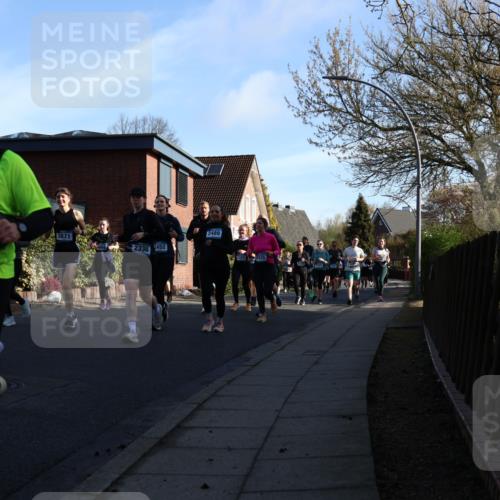 12.04.2026 - 45. Internationalen Wilhelmsburger Insellauf Yannick Fuchs http://msf.ph/oto/9476279 12.04.2026 09:03:03 Laufen 326, 3671, 2336, 2452, 2489, 2321, 2435 meine-sportfotos.de