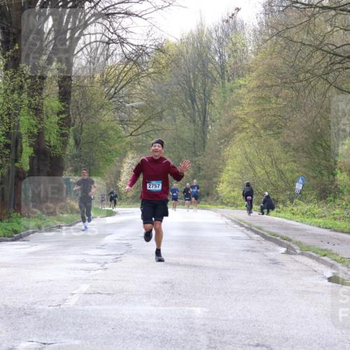 12.04.2026 - 45. Internationalen Wilhelmsburger Insellauf Yannick Fuchs http://msf.ph/oto/9476280 12.04.2026 10:10:22 Laufen 2757 meine-sportfotos.de