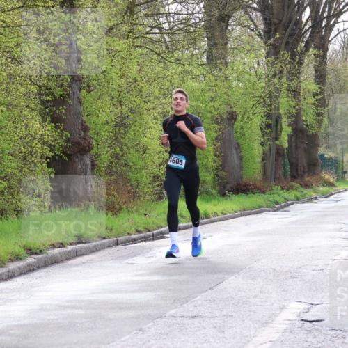 12.04.2026 - 45. Internationalen Wilhelmsburger Insellauf Yannick Fuchs http://msf.ph/oto/9476353 12.04.2026 10:10:30 Laufen 4605 meine-sportfotos.de