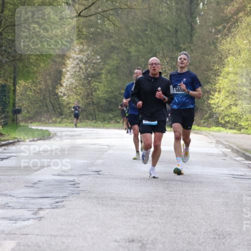 12.04.2026 - 45. Internationalen Wilhelmsburger Insellauf Yannick Fuchs http://msf.ph/oto/9476410 12.04.2026 10:10:37 Laufen 5652 meine-sportfotos.de
