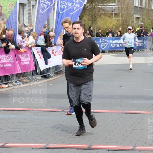 12.04.2026 - 45. Internationalen Wilhelmsburger Insellauf Strokosch-Dieckow http://msf.ph/oto/9476412 12.04.2026 12:56:37 Ziel 5255, 4269, 3627, 5133, 5680 meine-sportfotos.de