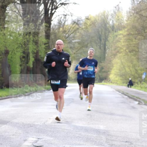 12.04.2026 - 45. Internationalen Wilhelmsburger Insellauf Yannick Fuchs http://msf.ph/oto/9476464 12.04.2026 10:10:42 Laufen 1652 meine-sportfotos.de
