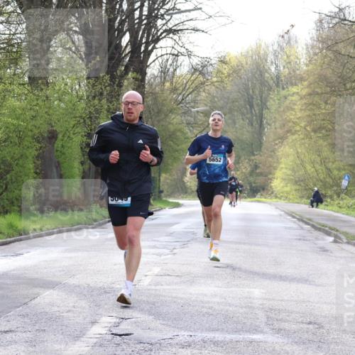 12.04.2026 - 45. Internationalen Wilhelmsburger Insellauf Yannick Fuchs http://msf.ph/oto/9476472 12.04.2026 10:10:42 Laufen 5652 meine-sportfotos.de