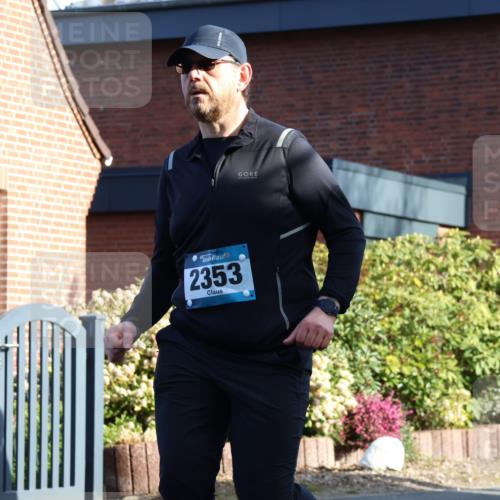 12.04.2026 - 45. Internationalen Wilhelmsburger Insellauf Yannick Fuchs http://msf.ph/oto/9476483 12.04.2026 09:03:25 Laufen 2353, 3335 meine-sportfotos.de