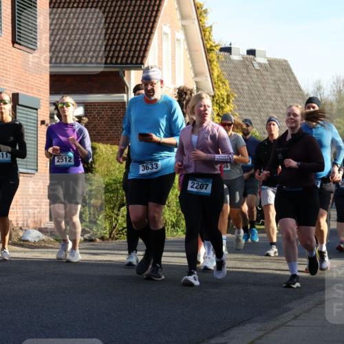 12.04.2026 - 45. Internationalen Wilhelmsburger Insellauf Yannick Fuchs http://msf.ph/oto/9476511 12.04.2026 09:03:30 Laufen 93, 2511, 2512, 3633, 2207, 39, 3808, 10, 2703 meine-sportfotos.de