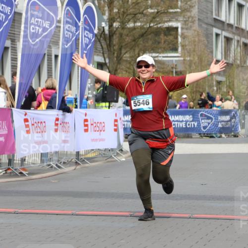 12.04.2026 - 45. Internationalen Wilhelmsburger Insellauf Strokosch-Dieckow http://msf.ph/oto/9476606 12.04.2026 13:31:29 Ziel 5546 meine-sportfotos.de