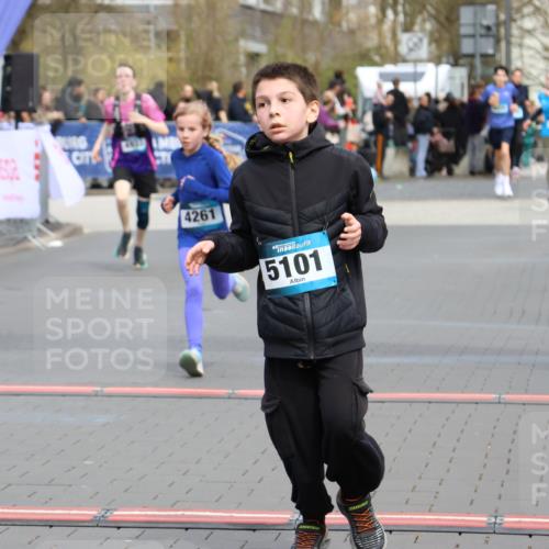 12.04.2026 - 45. Internationalen Wilhelmsburger Insellauf Strokosch-Dieckow http://msf.ph/oto/9476619 12.04.2026 12:56:48 Ziel 4545, 5101, 4261, 4933 meine-sportfotos.de