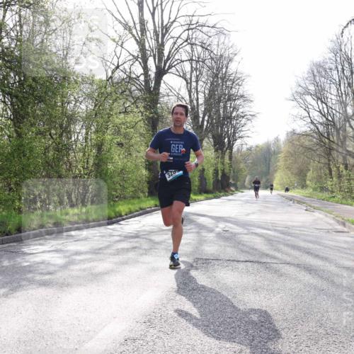 12.04.2026 - 45. Internationalen Wilhelmsburger Insellauf Yannick Fuchs http://msf.ph/oto/9476634 12.04.2026 10:11:04 Laufen 2023, 3285 meine-sportfotos.de