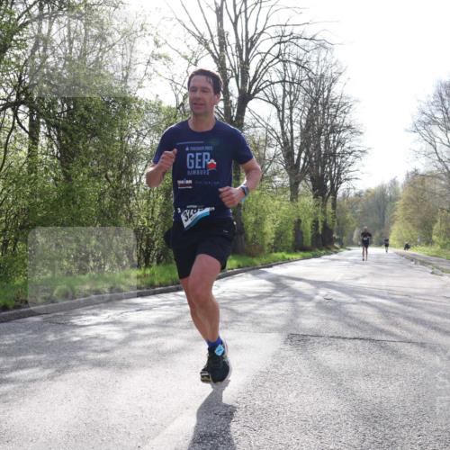 12.04.2026 - 45. Internationalen Wilhelmsburger Insellauf Yannick Fuchs http://msf.ph/oto/9476641 12.04.2026 10:11:04 Laufen  meine-sportfotos.de