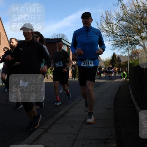 12.04.2026 - 45. Internationalen Wilhelmsburger Insellauf Yannick Fuchs http://msf.ph/oto/9476655 12.04.2026 09:03:46 Laufen 586, 37, 3700, 3714 meine-sportfotos.de