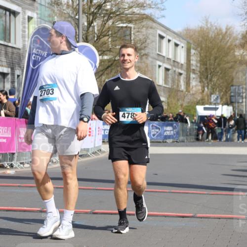 12.04.2026 - 45. Internationalen Wilhelmsburger Insellauf Strokosch-Dieckow http://msf.ph/oto/9476690 12.04.2026 11:35:23 Ziel 2703, 4788 meine-sportfotos.de
