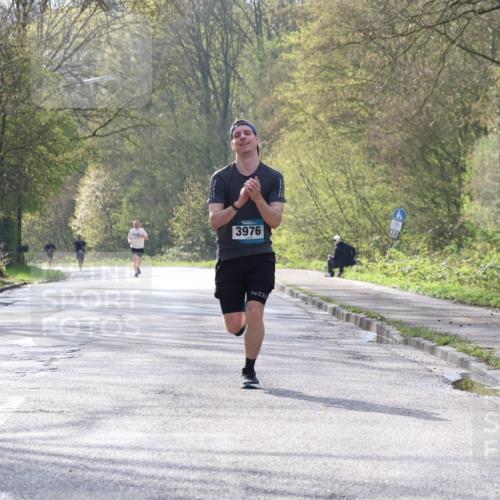 12.04.2026 - 45. Internationalen Wilhelmsburger Insellauf Yannick Fuchs http://msf.ph/oto/9476762 12.04.2026 10:11:15 Laufen 3976, 226 meine-sportfotos.de