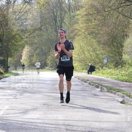 12.04.2026 - 45. Internationalen Wilhelmsburger Insellauf Yannick Fuchs http://msf.ph/oto/9476765 12.04.2026 10:11:15 Laufen 3976 meine-sportfotos.de