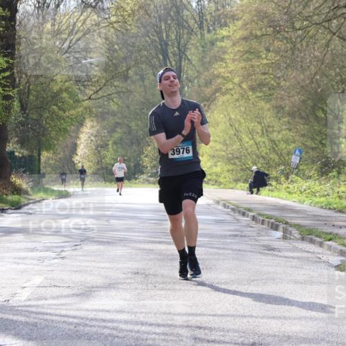 12.04.2026 - 45. Internationalen Wilhelmsburger Insellauf Yannick Fuchs http://msf.ph/oto/9476769 12.04.2026 10:11:15 Laufen 3976, 226 meine-sportfotos.de