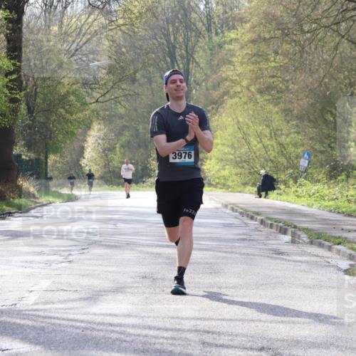 12.04.2026 - 45. Internationalen Wilhelmsburger Insellauf Yannick Fuchs http://msf.ph/oto/9476774 12.04.2026 10:11:15 Laufen 3976, 226 meine-sportfotos.de