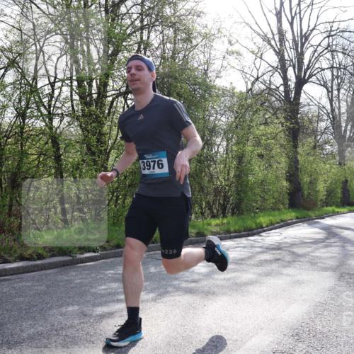 12.04.2026 - 45. Internationalen Wilhelmsburger Insellauf Yannick Fuchs http://msf.ph/oto/9476815 12.04.2026 10:11:18 Laufen 3976, 226 meine-sportfotos.de