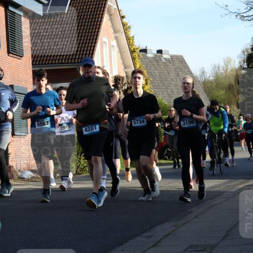 12.04.2026 - 45. Internationalen Wilhelmsburger Insellauf Yannick Fuchs http://msf.ph/oto/9476856 12.04.2026 09:04:05 Laufen 5583, 24, 2983, 4201, 5734, 24, 3196 meine-sportfotos.de