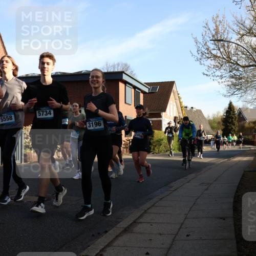 12.04.2026 - 45. Internationalen Wilhelmsburger Insellauf Yannick Fuchs http://msf.ph/oto/9476888 12.04.2026 09:04:09 Laufen 4201, 5558, 5734, 810, 3505, 3196, 246 meine-sportfotos.de