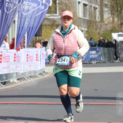 12.04.2026 - 45. Internationalen Wilhelmsburger Insellauf Strokosch-Dieckow http://msf.ph/oto/9476898 12.04.2026 11:35:56 Ziel 2341 meine-sportfotos.de