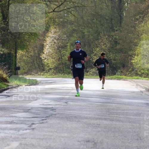 12.04.2026 - 45. Internationalen Wilhelmsburger Insellauf Yannick Fuchs http://msf.ph/oto/9476906 12.04.2026 10:11:39 Laufen 2212, 3208 meine-sportfotos.de