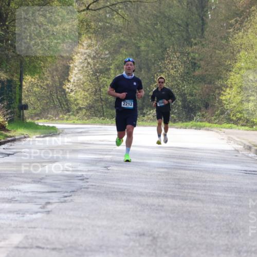 12.04.2026 - 45. Internationalen Wilhelmsburger Insellauf Yannick Fuchs http://msf.ph/oto/9476921 12.04.2026 10:11:40 Laufen 2212 meine-sportfotos.de