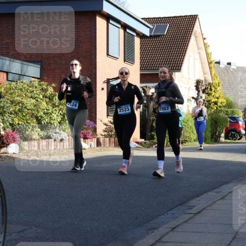 12.04.2026 - 45. Internationalen Wilhelmsburger Insellauf Yannick Fuchs http://msf.ph/oto/9476924 12.04.2026 09:04:13 Laufen 2524, 2523, 2907, 5531, 2904, 5471 meine-sportfotos.de