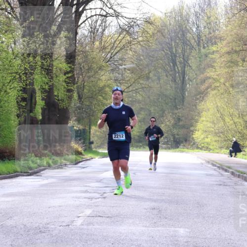 12.04.2026 - 45. Internationalen Wilhelmsburger Insellauf Yannick Fuchs http://msf.ph/oto/9476951 12.04.2026 10:11:46 Laufen 2212 meine-sportfotos.de