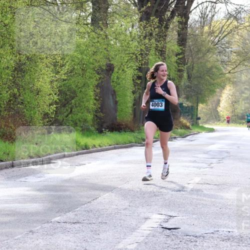 12.04.2026 - 45. Internationalen Wilhelmsburger Insellauf Yannick Fuchs http://msf.ph/oto/9477097 12.04.2026 10:12:09 Laufen 4003 meine-sportfotos.de
