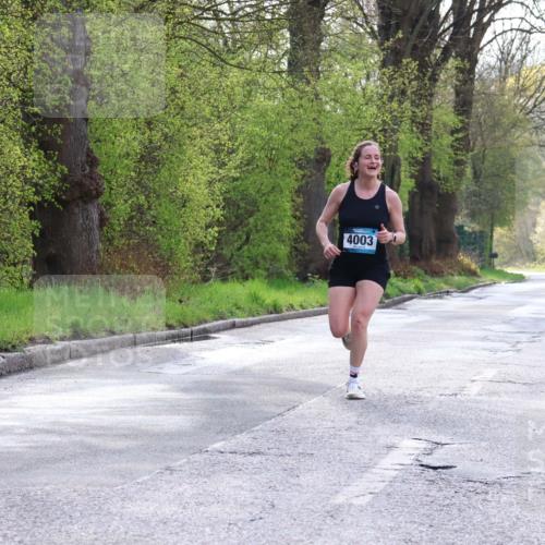 12.04.2026 - 45. Internationalen Wilhelmsburger Insellauf Yannick Fuchs http://msf.ph/oto/9477105 12.04.2026 10:12:10 Laufen 4003 meine-sportfotos.de