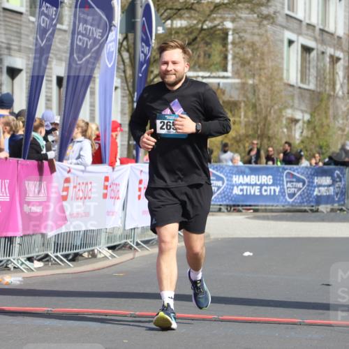 12.04.2026 - 45. Internationalen Wilhelmsburger Insellauf Strokosch-Dieckow http://msf.ph/oto/9477126 12.04.2026 11:36:41 Ziel 2653 meine-sportfotos.de