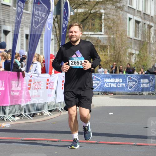 12.04.2026 - 45. Internationalen Wilhelmsburger Insellauf Strokosch-Dieckow http://msf.ph/oto/9477144 12.04.2026 11:36:41 Ziel 2653 meine-sportfotos.de