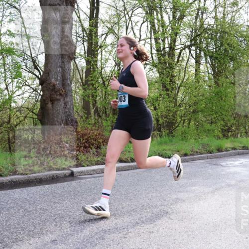 12.04.2026 - 45. Internationalen Wilhelmsburger Insellauf Yannick Fuchs http://msf.ph/oto/9477147 12.04.2026 10:12:12 Laufen 003 meine-sportfotos.de
