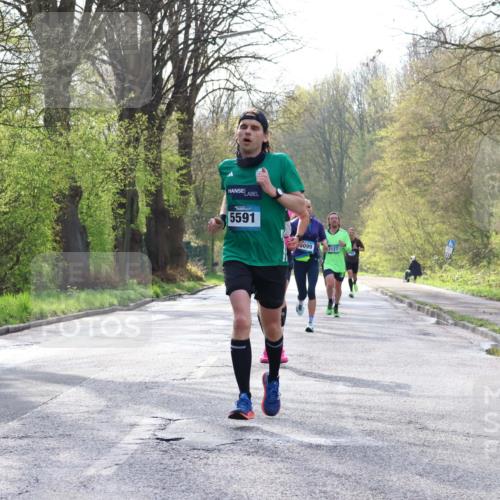 12.04.2026 - 45. Internationalen Wilhelmsburger Insellauf Yannick Fuchs http://msf.ph/oto/9477162 12.04.2026 10:12:33 Laufen 5591, 099, 2127 meine-sportfotos.de