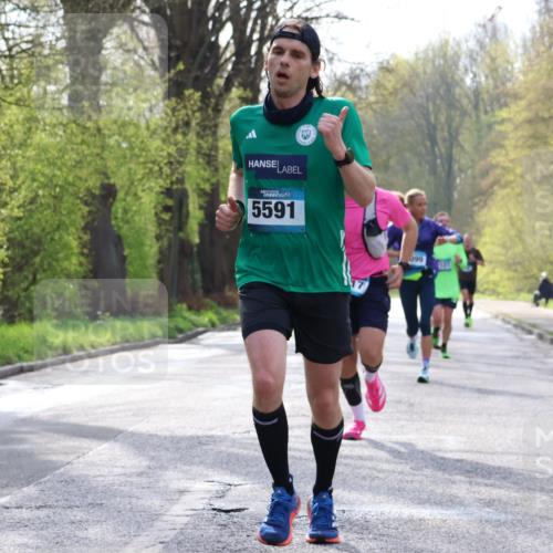 12.04.2026 - 45. Internationalen Wilhelmsburger Insellauf Yannick Fuchs http://msf.ph/oto/9477173 12.04.2026 10:12:34 Laufen 5591, 099 meine-sportfotos.de