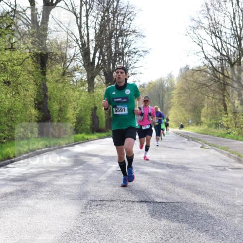 12.04.2026 - 45. Internationalen Wilhelmsburger Insellauf Yannick Fuchs http://msf.ph/oto/9477178 12.04.2026 10:12:34 Laufen 5591, 33317 meine-sportfotos.de