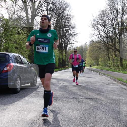 12.04.2026 - 45. Internationalen Wilhelmsburger Insellauf Yannick Fuchs http://msf.ph/oto/9477189 12.04.2026 10:12:35 Laufen 890, 5591, 3317 meine-sportfotos.de