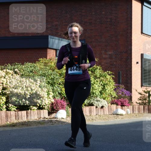 12.04.2026 - 45. Internationalen Wilhelmsburger Insellauf Yannick Fuchs http://msf.ph/oto/9477208 12.04.2026 09:04:41 Laufen 4449 meine-sportfotos.de