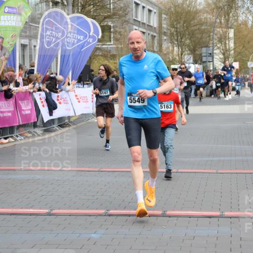 12.04.2026 - 45. Internationalen Wilhelmsburger Insellauf Strokosch-Dieckow http://msf.ph/oto/9477226 12.04.2026 12:57:17 Ziel 5141, 5549, 5163, 5147, 3600 meine-sportfotos.de