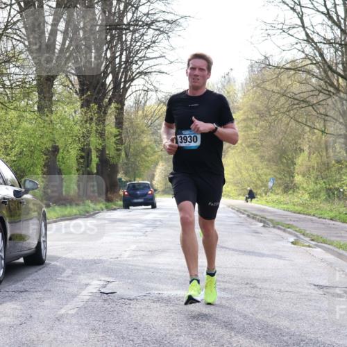 12.04.2026 - 45. Internationalen Wilhelmsburger Insellauf Yannick Fuchs http://msf.ph/oto/9477266 12.04.2026 10:12:42 Laufen 3930, 226 meine-sportfotos.de