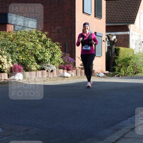 12.04.2026 - 45. Internationalen Wilhelmsburger Insellauf Yannick Fuchs http://msf.ph/oto/9477314 12.04.2026 09:04:54 Laufen 3451, 4509 meine-sportfotos.de