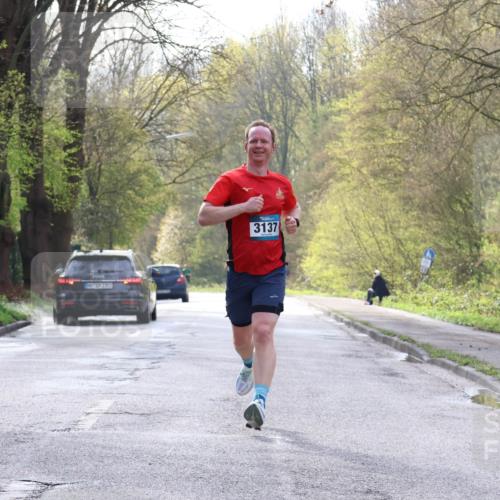 12.04.2026 - 45. Internationalen Wilhelmsburger Insellauf Yannick Fuchs http://msf.ph/oto/9477325 12.04.2026 10:12:47 Laufen 3137 meine-sportfotos.de