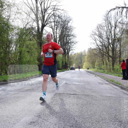 12.04.2026 - 45. Internationalen Wilhelmsburger Insellauf Yannick Fuchs http://msf.ph/oto/9477363 12.04.2026 10:12:50 Laufen 3137 meine-sportfotos.de
