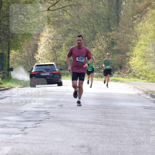 12.04.2026 - 45. Internationalen Wilhelmsburger Insellauf Yannick Fuchs http://msf.ph/oto/9477382 12.04.2026 10:12:53 Laufen 3, 2301, 4291, 27, 3771 meine-sportfotos.de
