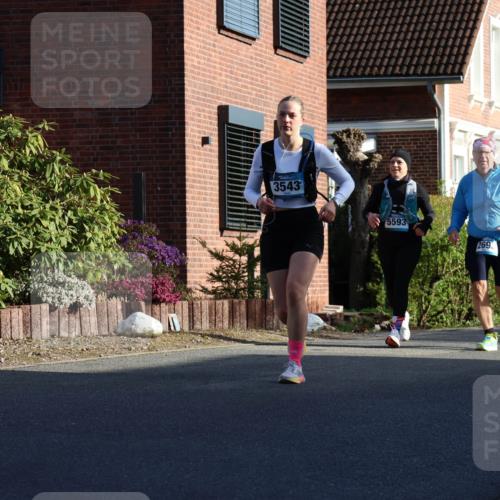 12.04.2026 - 45. Internationalen Wilhelmsburger Insellauf Yannick Fuchs http://msf.ph/oto/9477391 12.04.2026 09:05:05 Laufen 3543, 5593, 269 meine-sportfotos.de