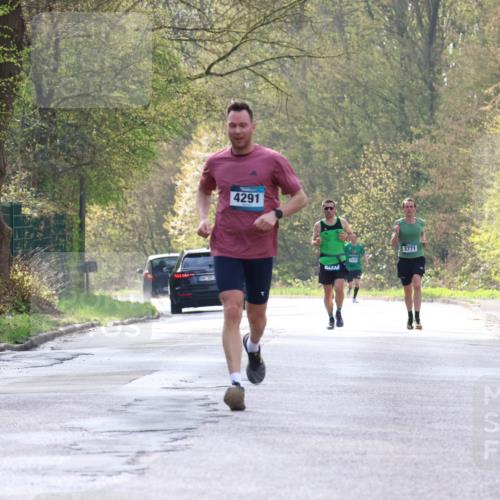 12.04.2026 - 45. Internationalen Wilhelmsburger Insellauf Yannick Fuchs http://msf.ph/oto/9477402 12.04.2026 10:12:55 Laufen 4291, 5271, 3771 meine-sportfotos.de